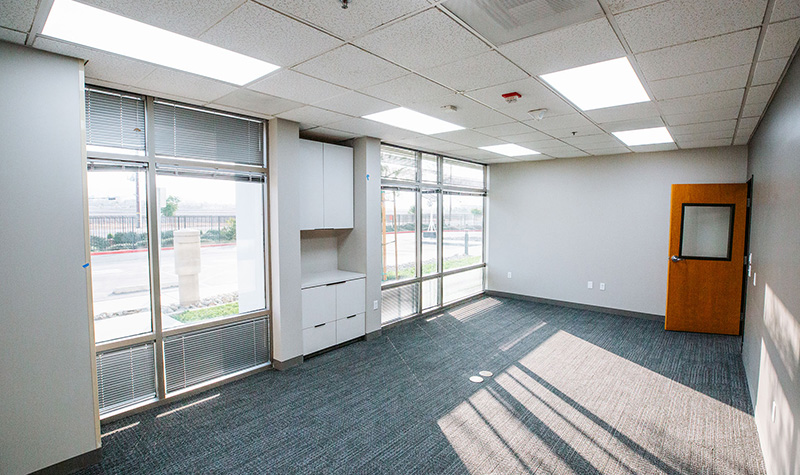 Globe Distribution Center Building Photo